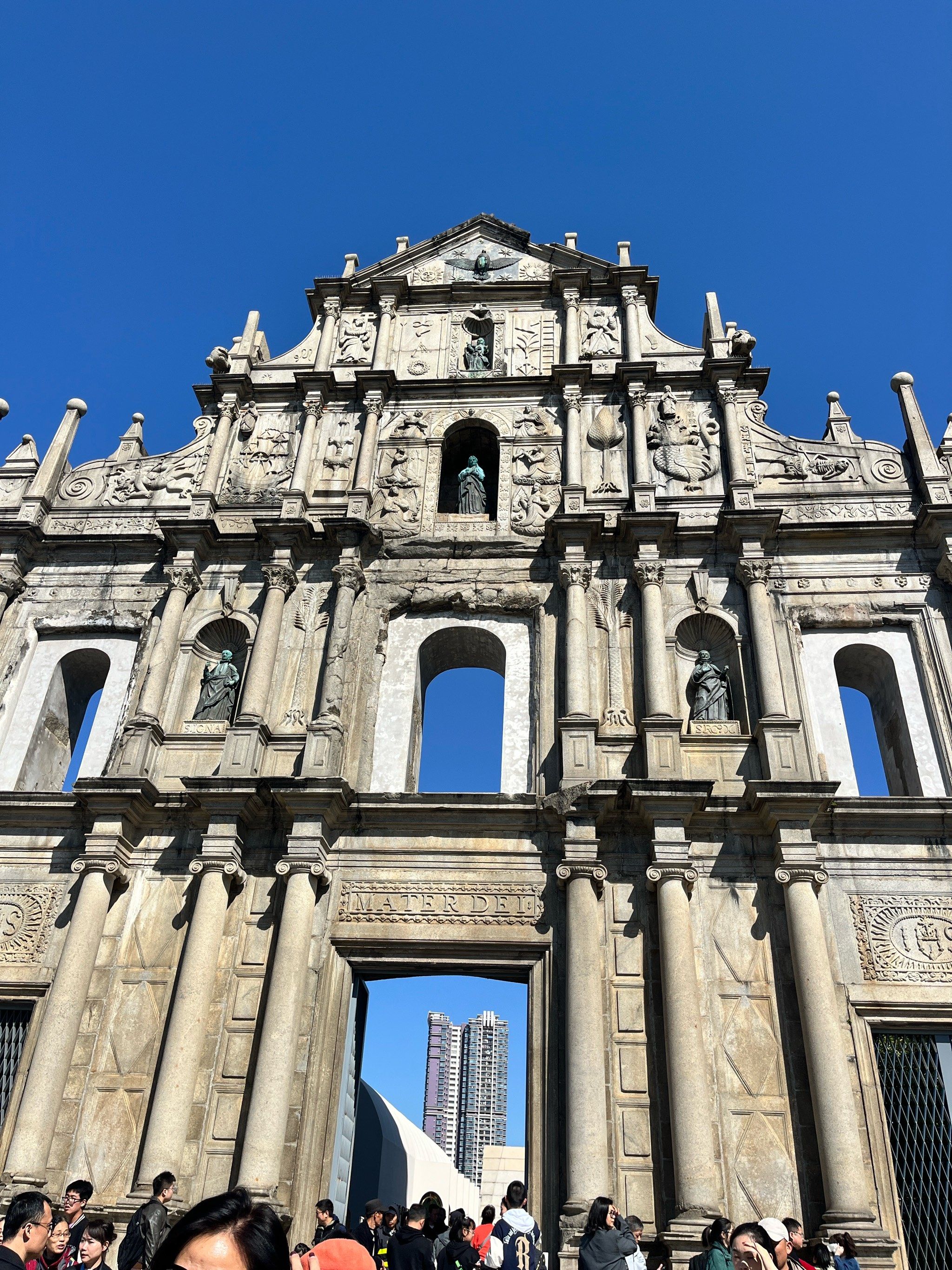 带看1900万的大平层后，他等着30万佣金，没想到等来的却是…… ｜ 新澳门开六今晚一特一下期预测327期